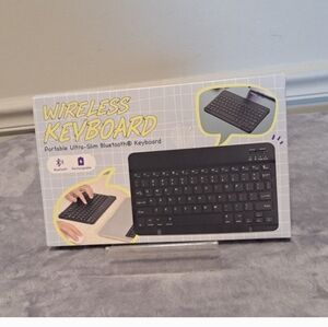 Wireless Bluetooth Keyboard - Black